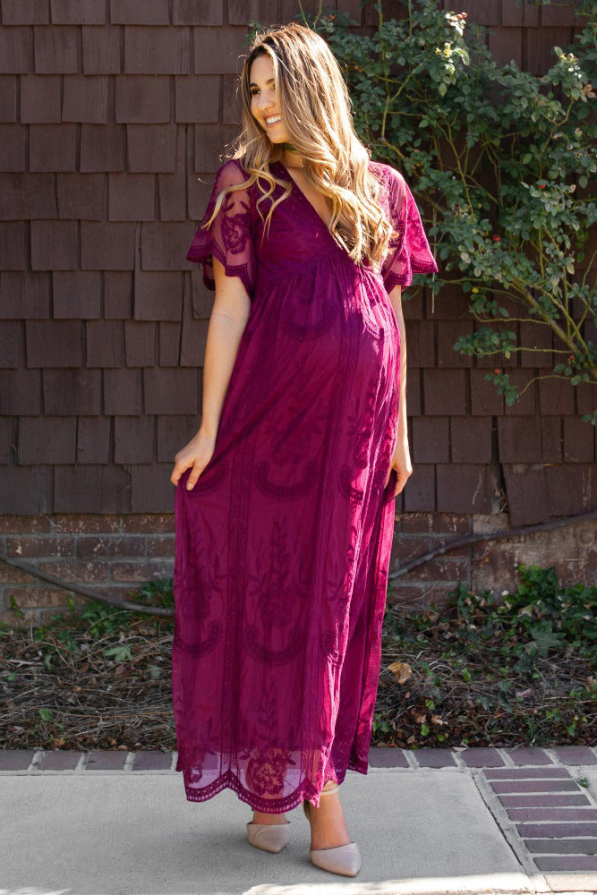 Lace Pregnancy Maxi Dress for Beautiful Summer Photoshoots