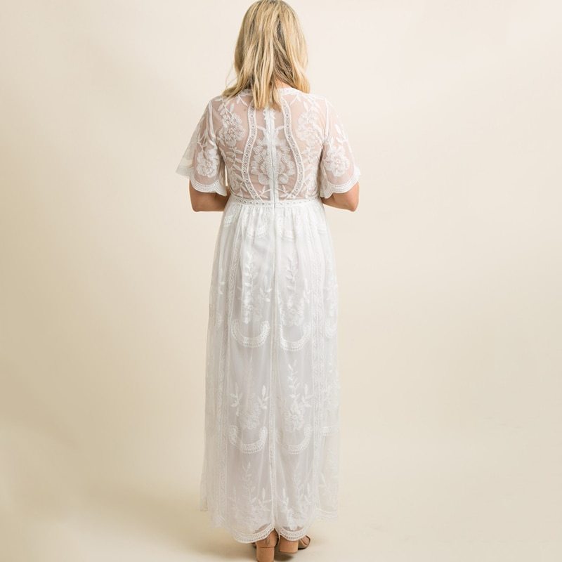 Lace Pregnancy Maxi Dress for Beautiful Summer Photoshoots